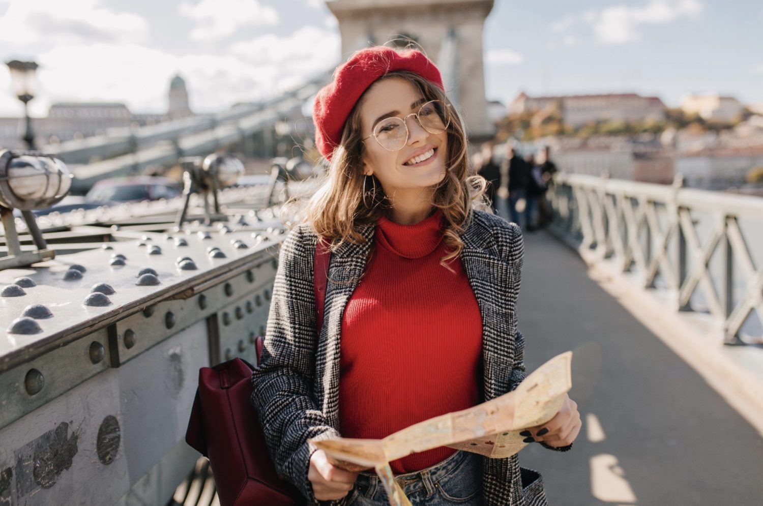 What Makes Italian Women Always Look So Stylish?